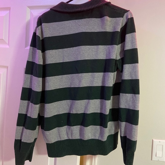 Tommy Hilfiger quarter zip. Size L - Picture 2 of 3